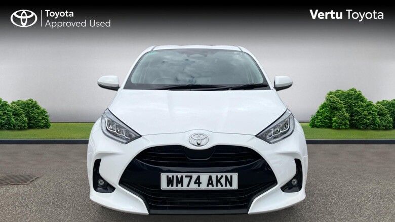 Toyota Yaris 1.5 Hybrid Design 5dr CVT Hybrid Hatchback
